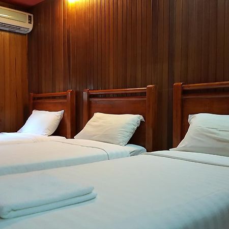 Rainforest Bed & Breakfast Kuala Lumpur Exterior photo