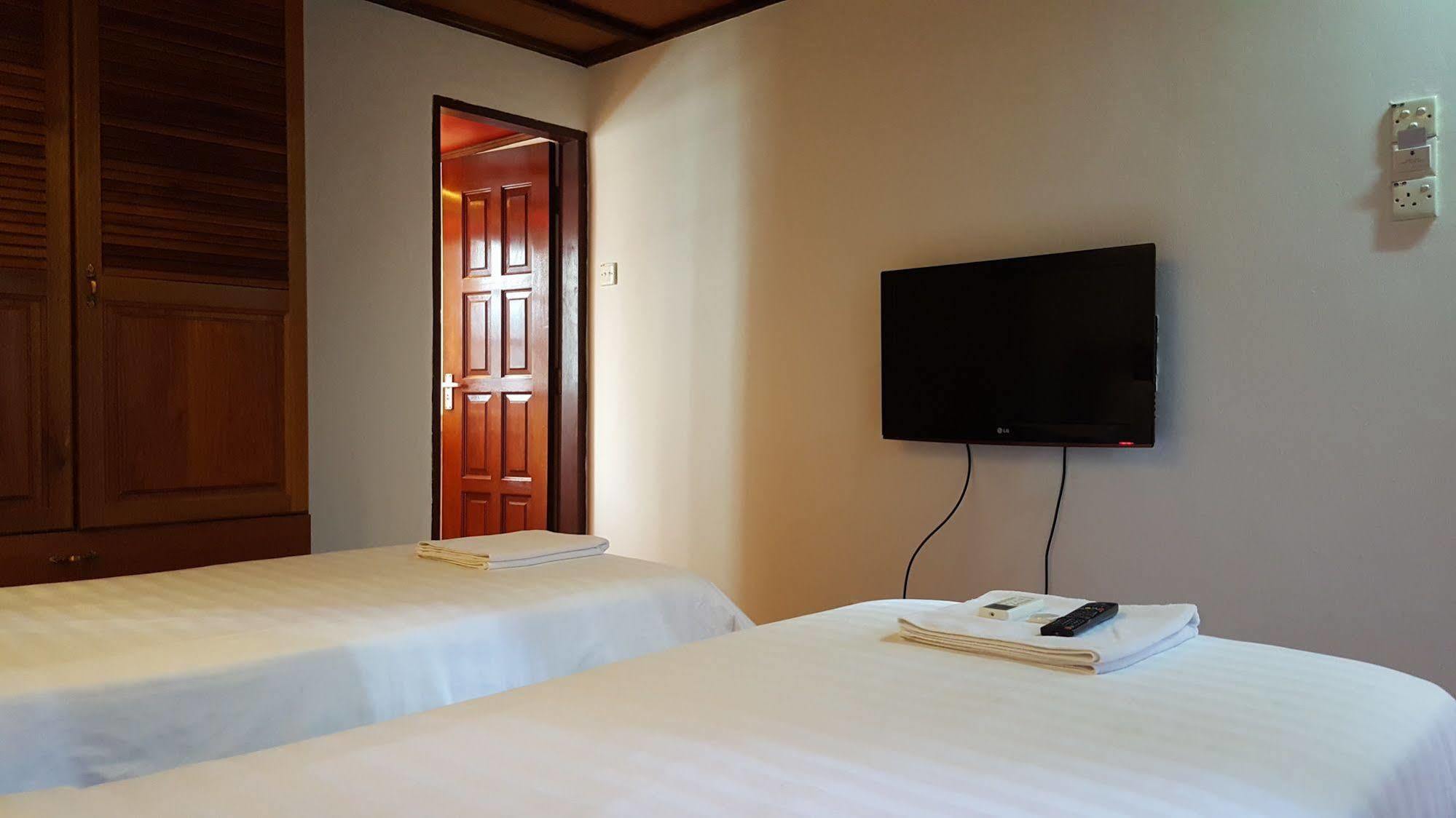 Rainforest Bed & Breakfast Kuala Lumpur Exterior photo